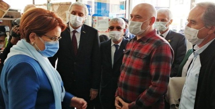 İYİ Parti Genel Başkanı Akşener, Bozüyük'te esnafı dinledi
