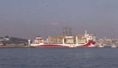 Kanuni sondaj gemisi Karadeniz'e uğurlanıyor