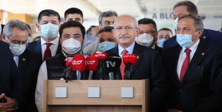 Kılıçdaroğlu, Muhittin Böcek'i ziyaret etti, sağlık durumuna dair bilgi verdi