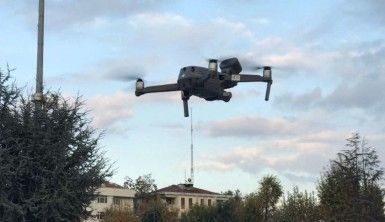Yerde araçla havada drone ile anons yapılıp vatandaş uyarıldı