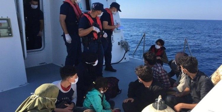 Mersin’de teknede 13 kaçak göçmen yakalandı