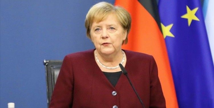 Merkel: Salgın kontrol altına alınırsa ekonomik toparlanma önemli ölçüde hızlanır