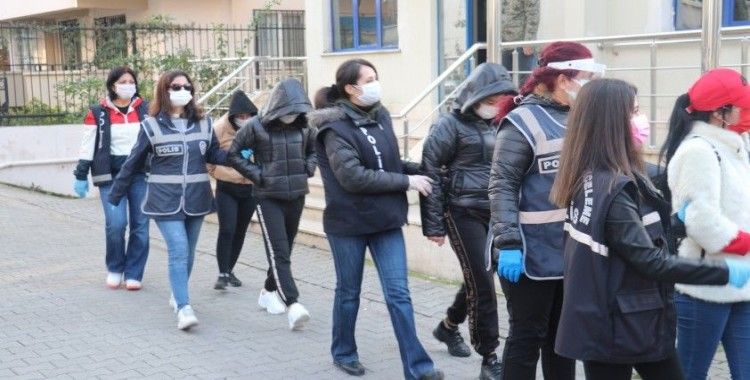Yalova'da fuhuş operasyonunda 25'i kadın 34 gözaltı