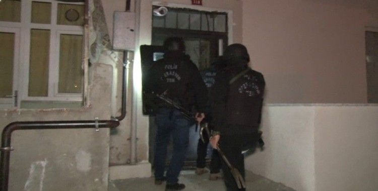 İstanbul’da eş zamanlı terör operasyonu: 8 gözaltı