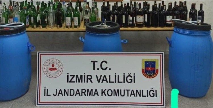 İzmir’de 890 litre kaçak içki ele geçirildi
