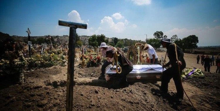 Meksika'da Kovid-19 kaynaklı ölümler 100 bini aştı