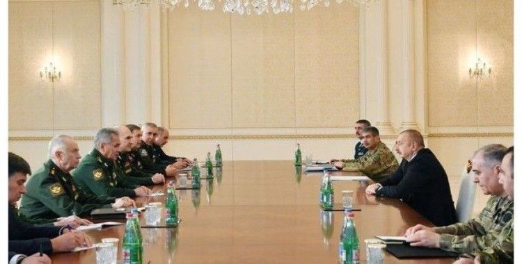 Şoygu, Bakü'de Aliyev ve mevkidaşı Hasanov'la Dağlık Karabağ'daki ateşkesi konuştu