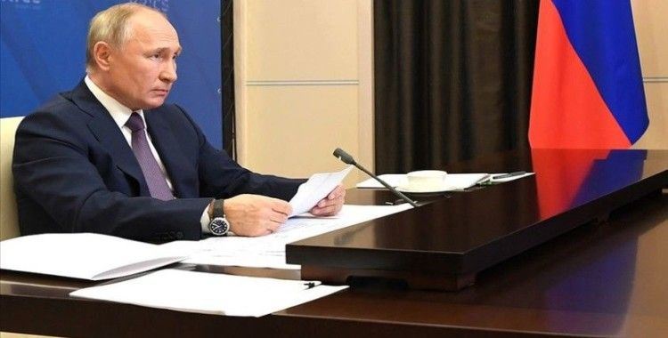 Putin: Kovid-19, Büyük Buhran'dan bu yana görülmeyen sistematik bir ekonomik kriz başlattı