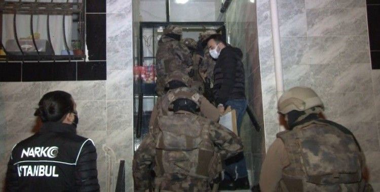 İstanbul’da uyuşturucu tacirlerine şafak operasyonu