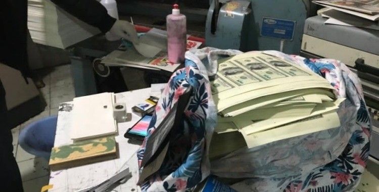  Ataşehir’de 2 milyon doların üzerinde sahte para ele geçirildi