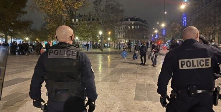 Fransa'da şiddetin faili polisler ırkçı hakarette bulunmadıklarını öne sürdü