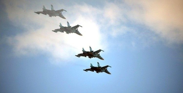 Karadeniz'de Rus savaş uçağı, ABD keşif uçağını engelledi