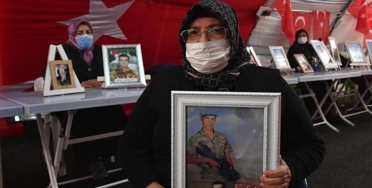 Diyarbakır annelerinden Altıntaş: PKK'dan, HDP'den oğlumu istiyorum
