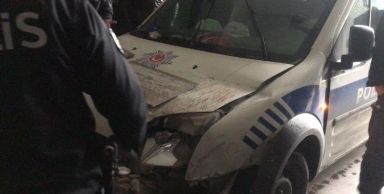 Esenyurt’ta şüpheliyi kovalayan polis, iş yerinin duvarına çarptı