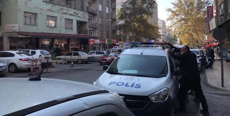 Kahramanmaraş'ta ihbara giden polis ekibine silahla ateş edildi: 2 polis yaralı