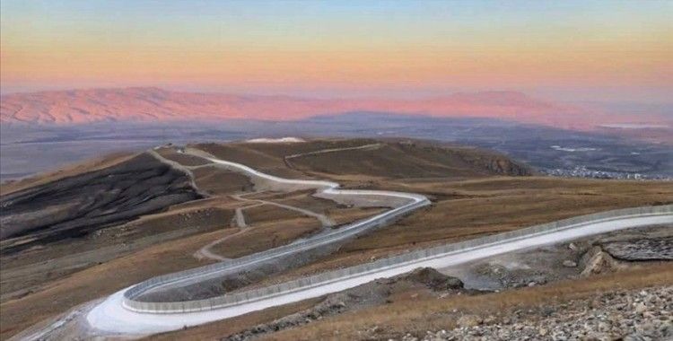 İçişleri Bakanı Soylu: Ağrı-İran sınırında 81 kilometrelik Güvenlik Duvarı Projesi sona erdi