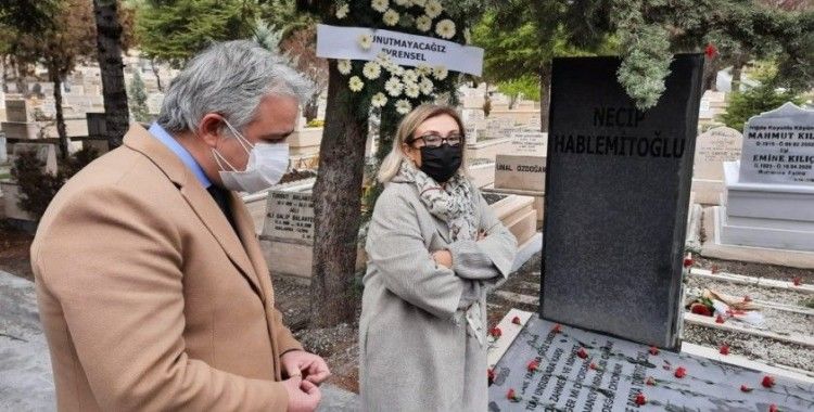 Necip Hablemitoğlu ölümünün 18. yılında mezarı başında anıldı