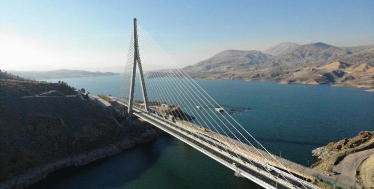 16 ili bağlayan yeni Kömürhan Köprüsü yarın açılıyor