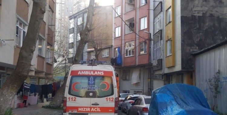 Gaziosmanpaşa’da elektrik sobası yangını can aldı: 1 ölü