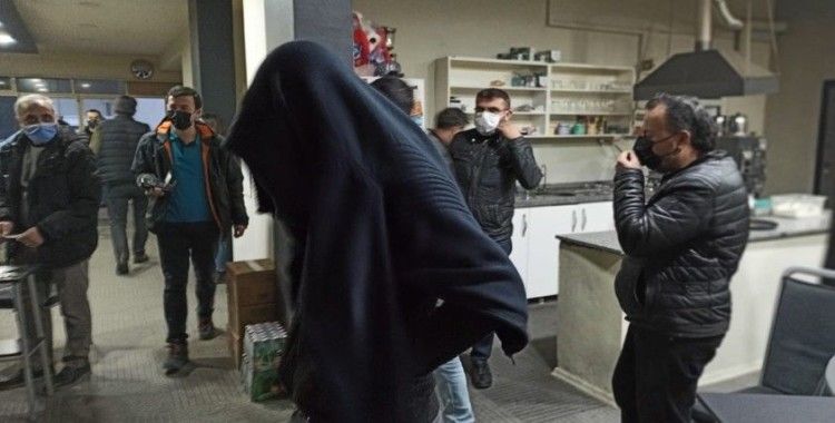 Bursa’daki kumar baskınında kıraathane sahibinin polislere cevabı ‘pes’ dedirtti