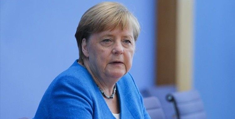 Merkel'den Trump'ın hesabının askıya alınmasına ilişkin açıklama