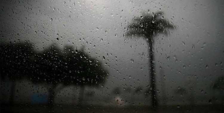 Meteorolojiden 4 il için kuvvetli yağış ve fırtına uyarısı