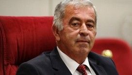 KKTC'nin yeni Meclis Başkanı Önder Sennaroğlu oldu