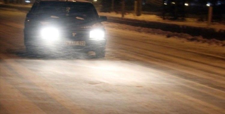 Doğu Anadolu'da kar ve tipi etkisini sürdürüyor