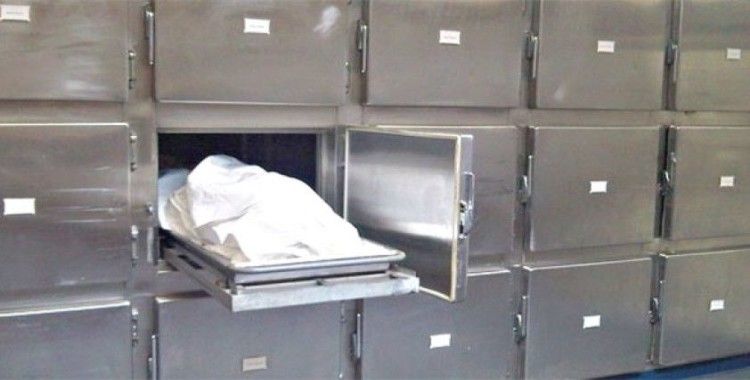 Esenyurt'ta otelin 8. katından düşerek ölen kızın cenazesi adli tıpa kaldırıldı