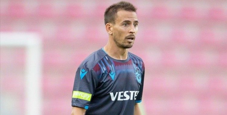 Trabzonspor'da Portekizli futbolcu Pereira'nın sözleşmesi karşılıklı feshedildi