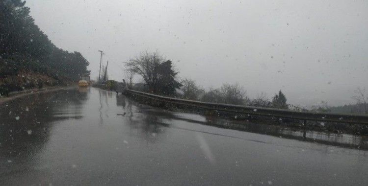 Anadolu Yakası'nda beklenen kar yağışı başladı