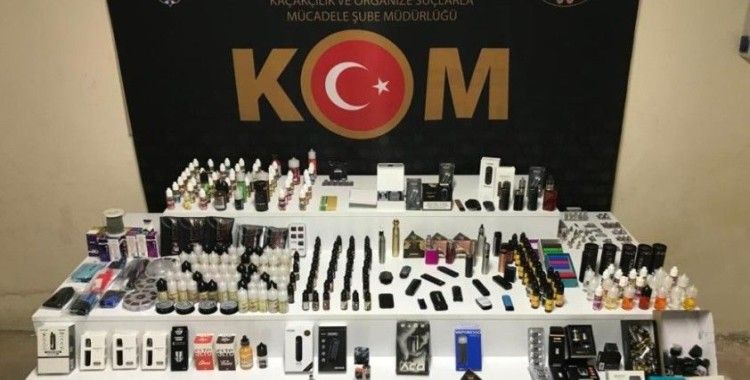 Bursa'da gümrük kaçağı elektronik sigara ve aksesuar operasyonu