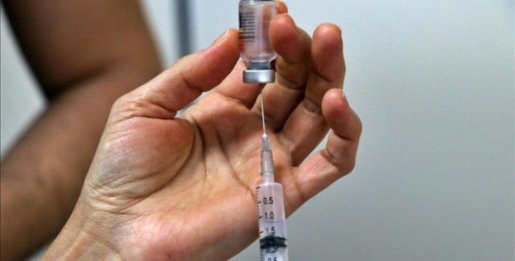 Kovid-19 aşısı salgınla mücadele eden sağlıkçılara güç verdi