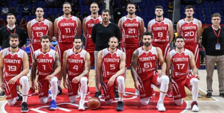 A Milli Erkek Basketbol Takımı, EuroBasket 2022'ye katılmayı garantiledi
