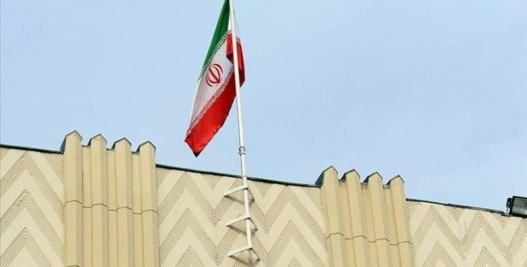 İran, diplomatik gerilimlere rağmen tüm yaptırımların kaldırılacağını düşünüyor