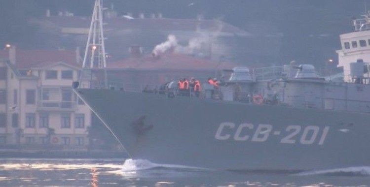 Rus istihbarat gemisi İstanbul Boğazı'ndan geçti