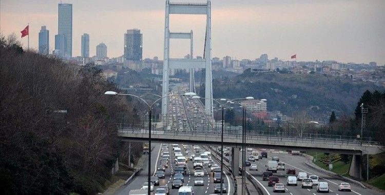 İstanbul'da haftanın ilk iş gününde trafik yoğunluğu arttı