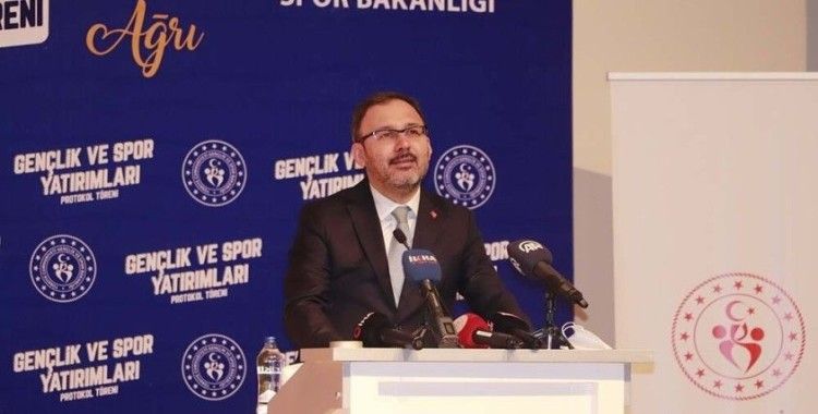Bakan Kasapoğlu, Ağrı Gençlik ve Spor Protokolü programına katıldı