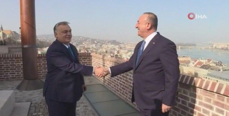 Bakan Çavuşoğlu, Macaristan Başbakanı Orban’la görüştü
