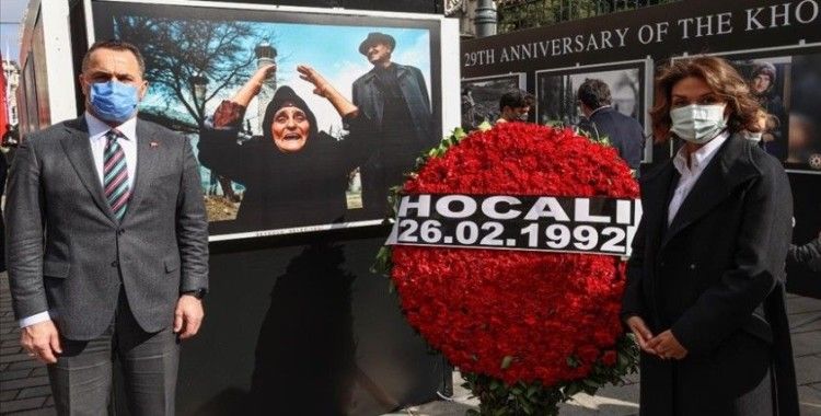 İstanbul'da '29. Yılında Hocalı Soykırımı Fotoğraf Sergisi' açıldı