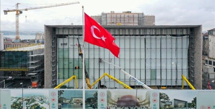 Taksim'deki Atatürk Kültür Merkezi inşaatı sona yaklaşıyor