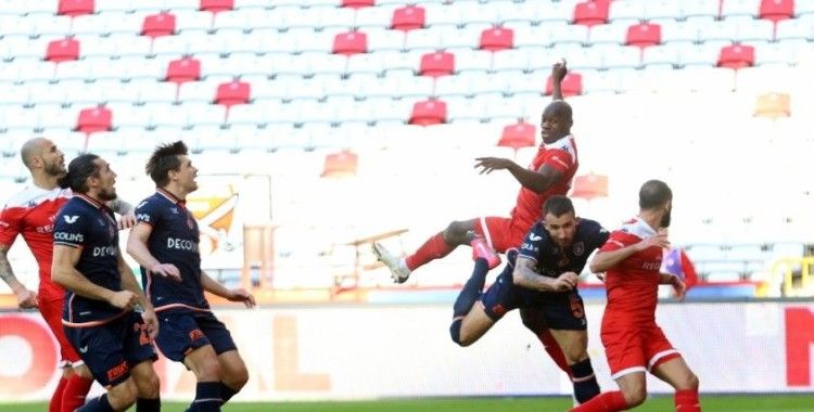  Başakşehir’de galibiyet hasreti 9 maça çıktı
