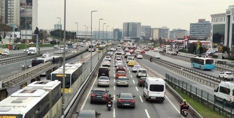 İstanbul’da sabah trafiği yüzde 62 seviyesine çıktı