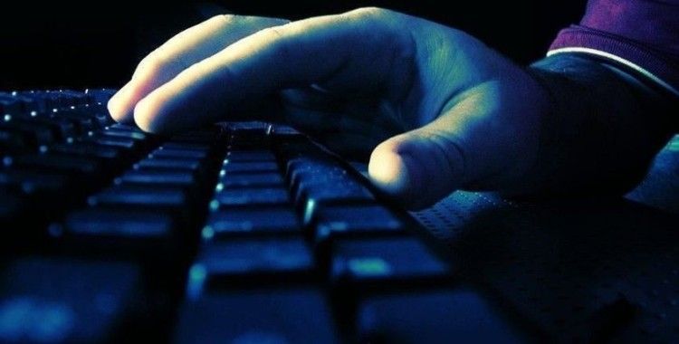 MEB ücretsiz bilgisayar vaadiyle 'oltalama' yapan sitelere ilişkin uyarıda bulundu