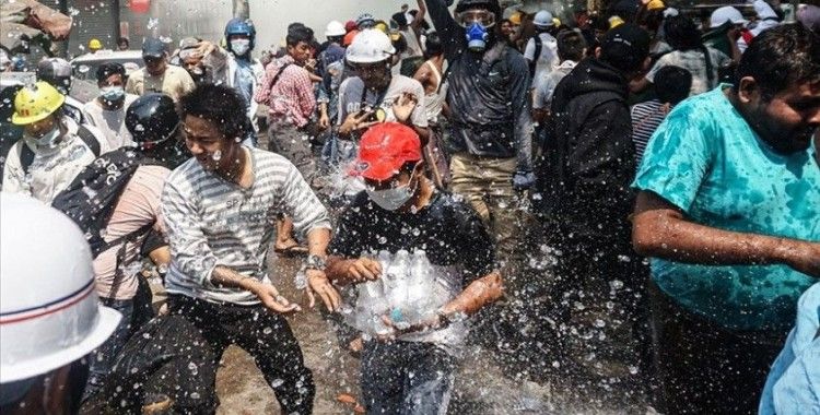 ABD yönetimi, Myanmar'daki göstericilere yönelik şiddete tepki gösterdi