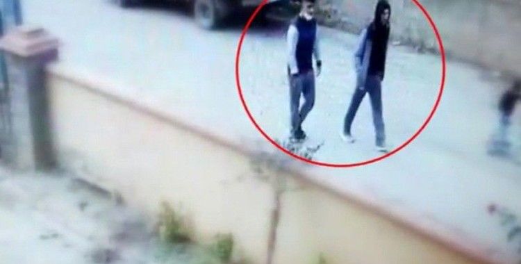 Ataşehir’de pes dedirten hırsızlık: Önce anahtarı sonra otomobili çaldı