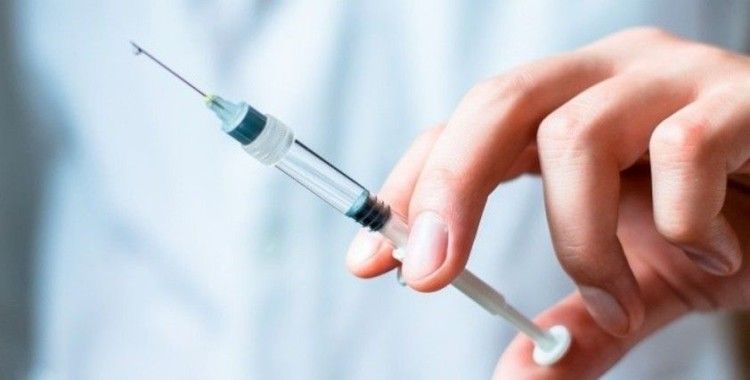 Almanya, AstraZeneca aşısının 65 yaş üstüne de yapılmasını tavsiye etti