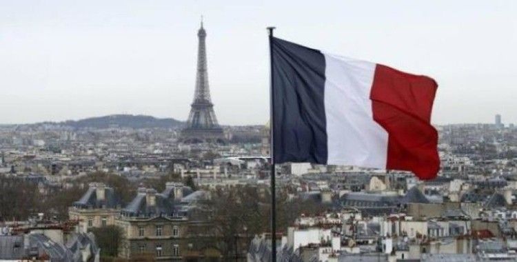 Fransa'da son 24 saatte 42 bin 619 yeni vaka