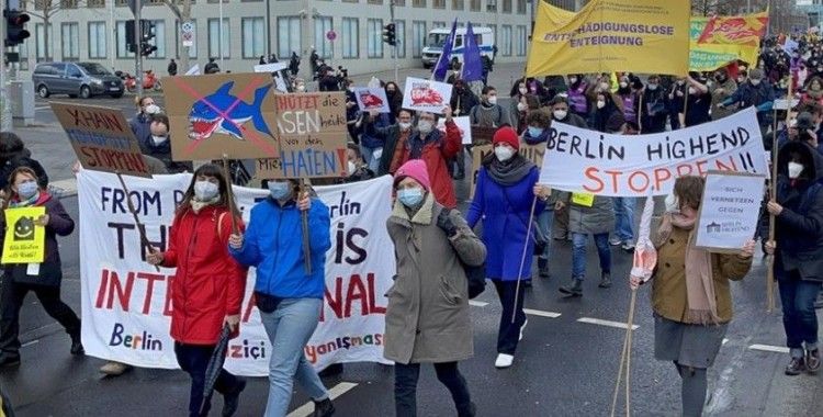 Almanya'da artan konut kiraları protesto edildi