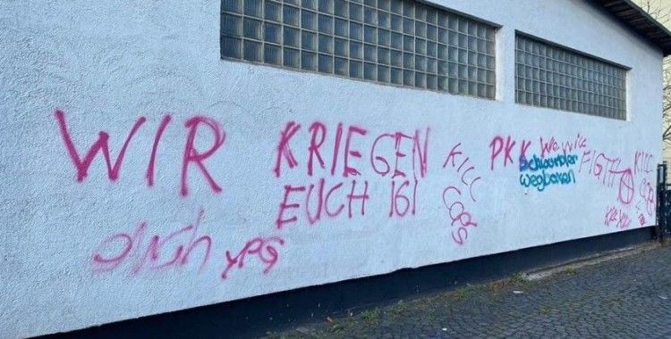 Almanya’da PKK’dan camiye çirkin saldırı